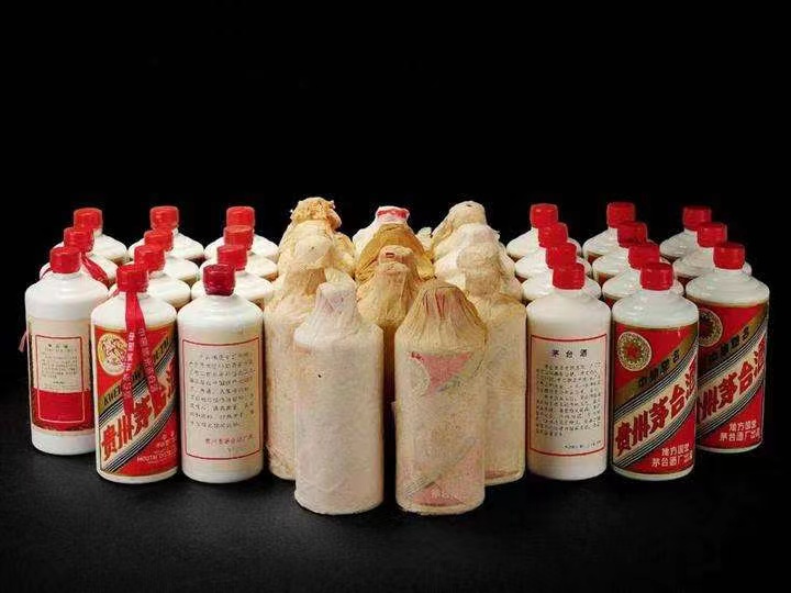 兴隆台日照岚山茅台老酒回收多少钱哪里回收(附近上门回收茅台酒）?